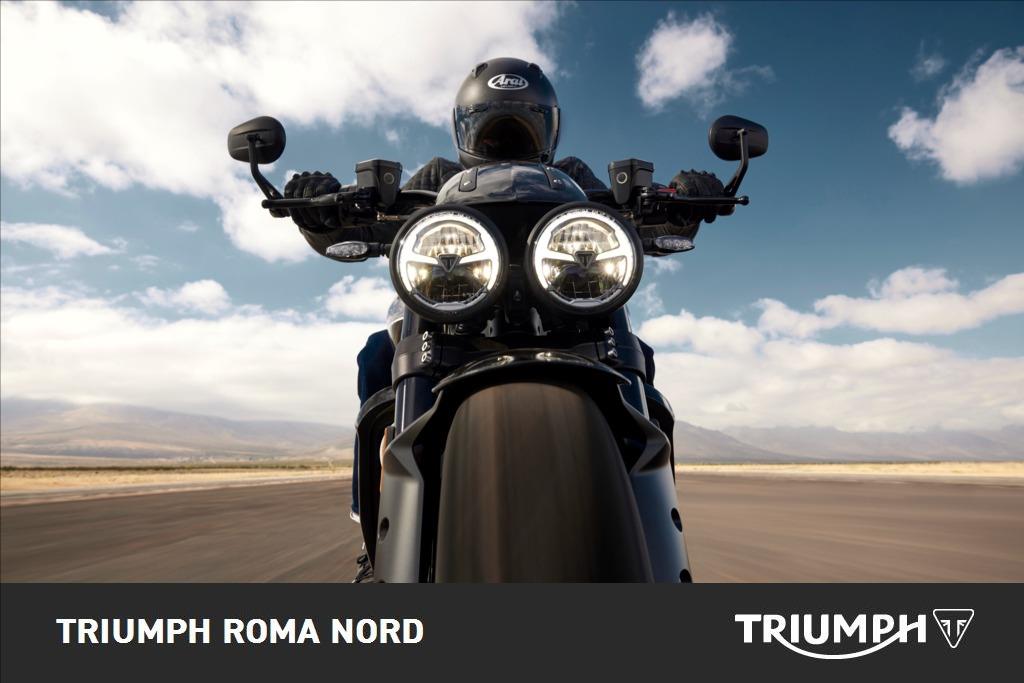 TRIUMPH Rocket III 2500 Storm R